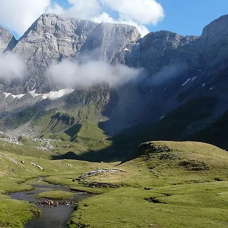 La Grange Aux Marmottes Hotel 4*