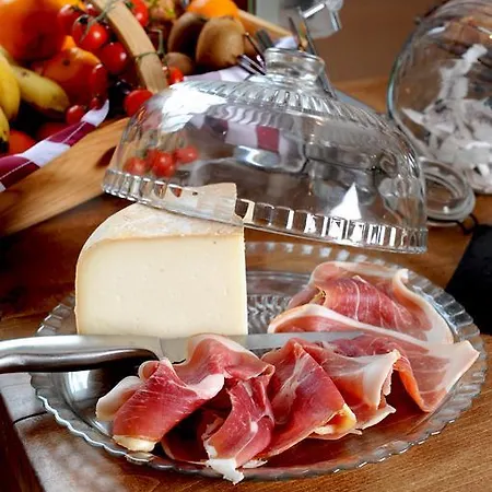 La Grange Aux Marmottes Hotel