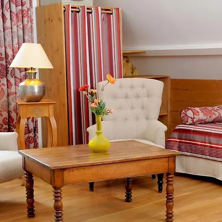 La Grange Aux Marmottes Hotel 4*