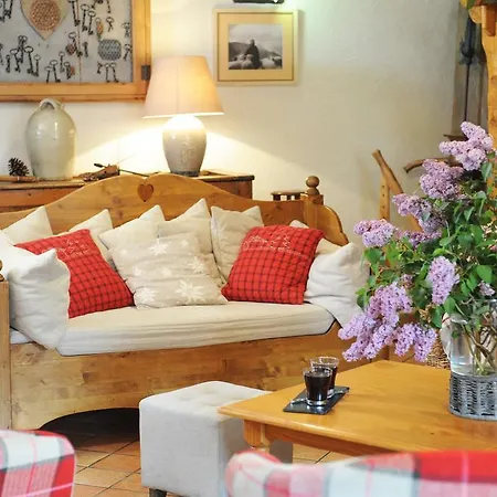 Hotel La Grange Aux Marmottes 4*